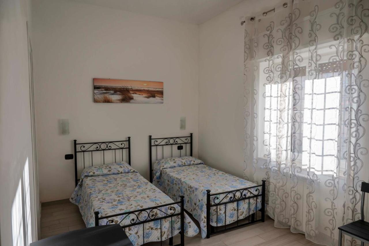 Il Giardino Dell'Eden Bed and Breakfast Acilia Εξωτερικό φωτογραφία